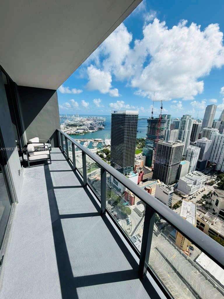 Natiivo | Gale Miami at 159 6 St, Miami, FL 33132 - For Rent photo 28