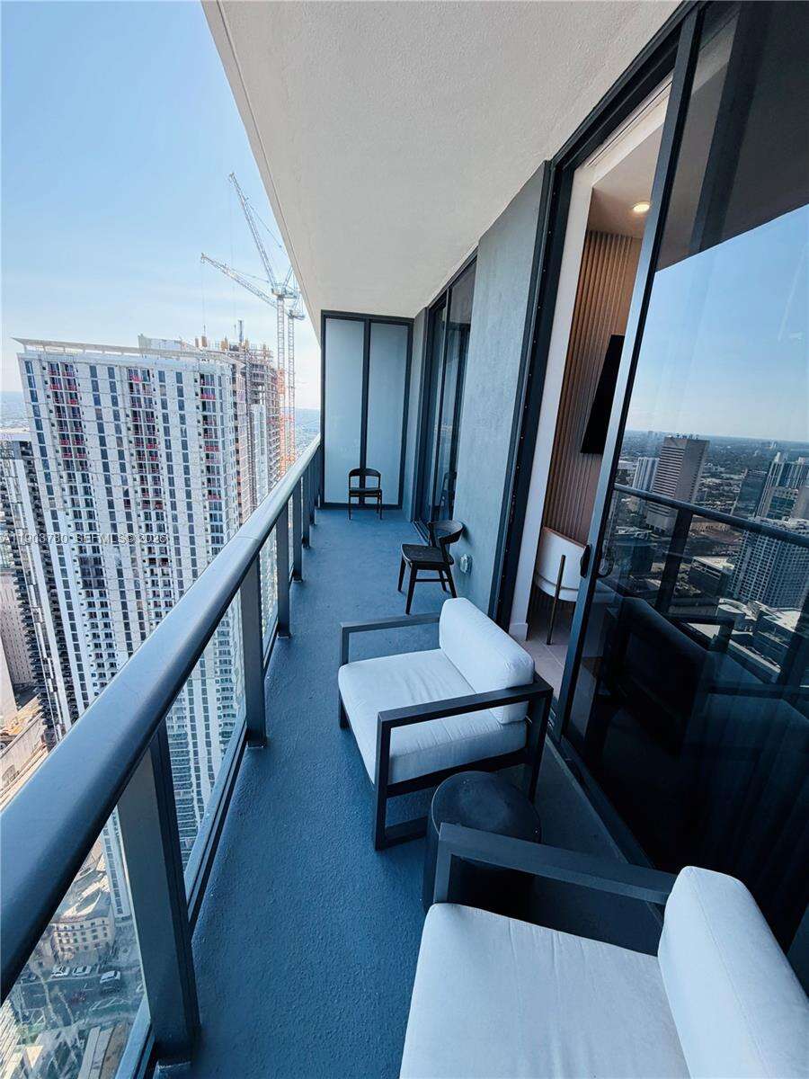 Natiivo | Gale Miami at 159 6 St, Miami, FL 33132 - For Rent photo 29