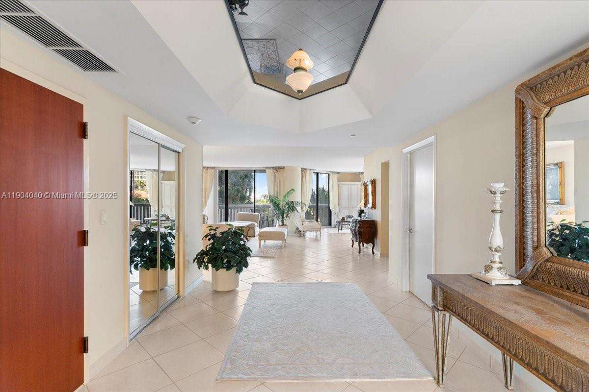 2000 Williams Island at 2000 Island Blvd, Aventura, FL 33160 - For Rent photo 17