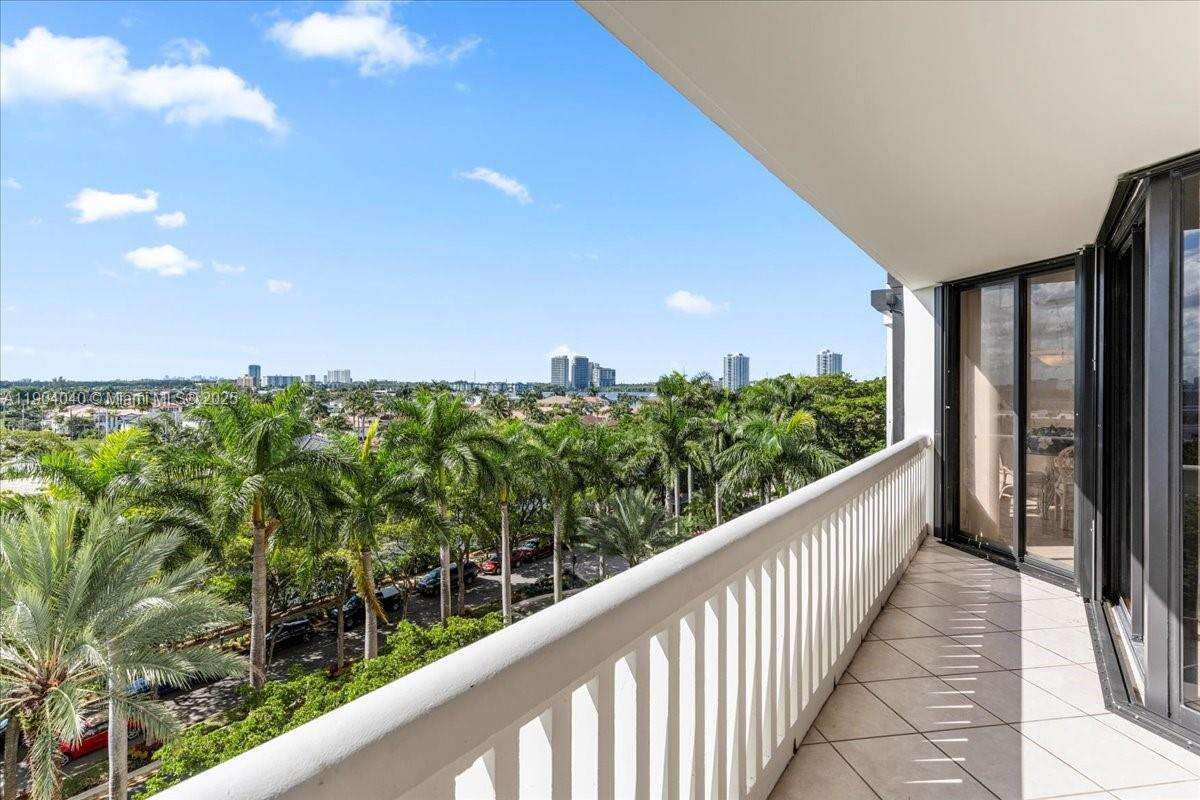 2000 Williams Island at 2000 Island Blvd, Aventura, FL 33160 - For Rent photo 22