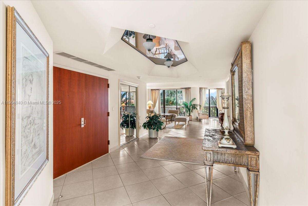 2000 Williams Island at 2000 Island Blvd, Aventura, FL 33160 - For Rent photo 6