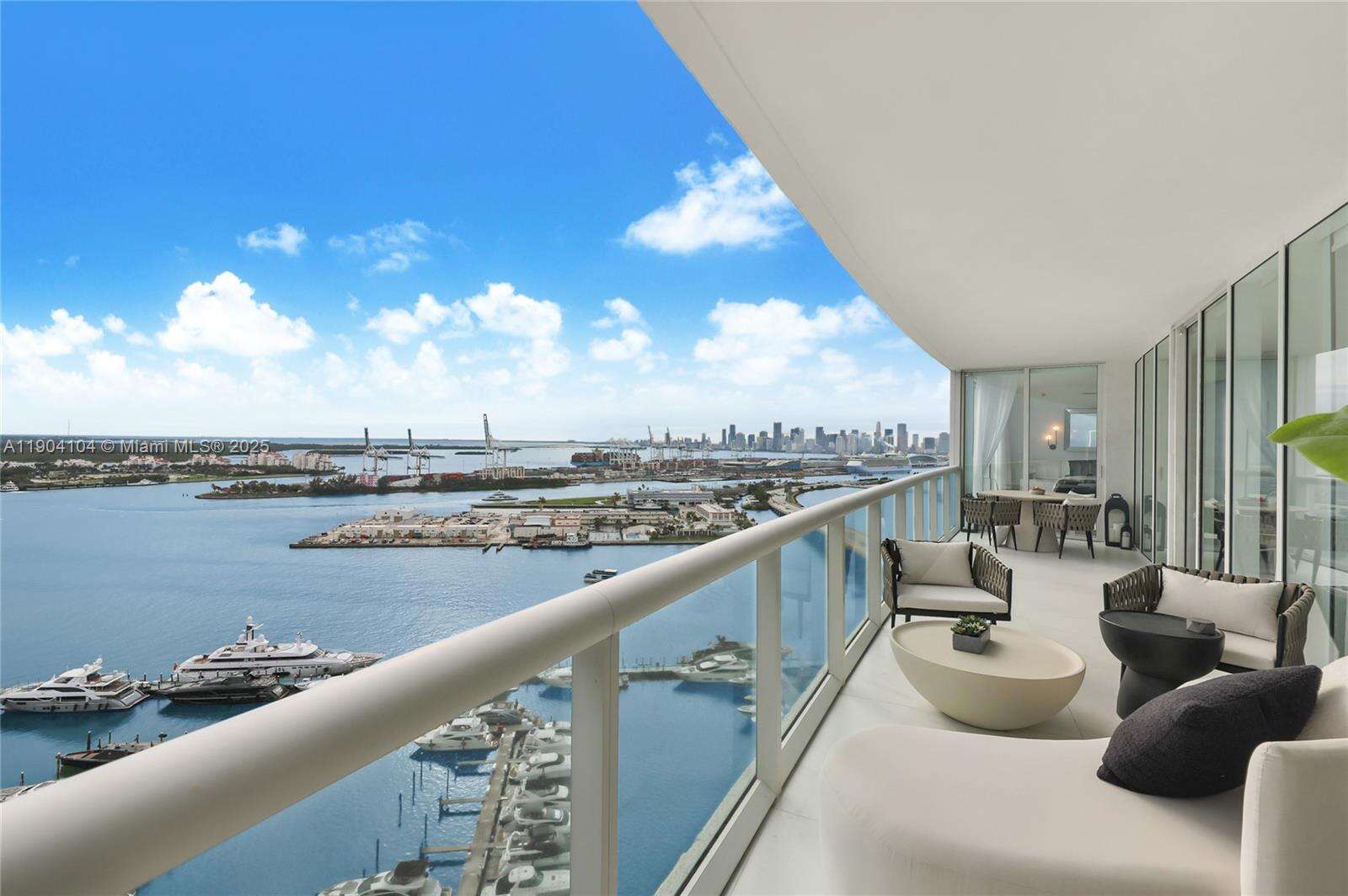 Icon at 450 Alton Rd, Miami Beach, FL 33139 - For Rent photo 16