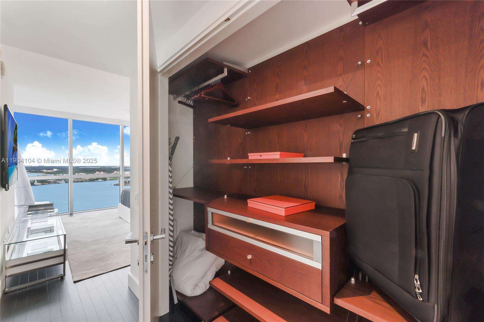 Icon at 450 Alton Rd, Miami Beach, FL 33139 - For Rent photo 29