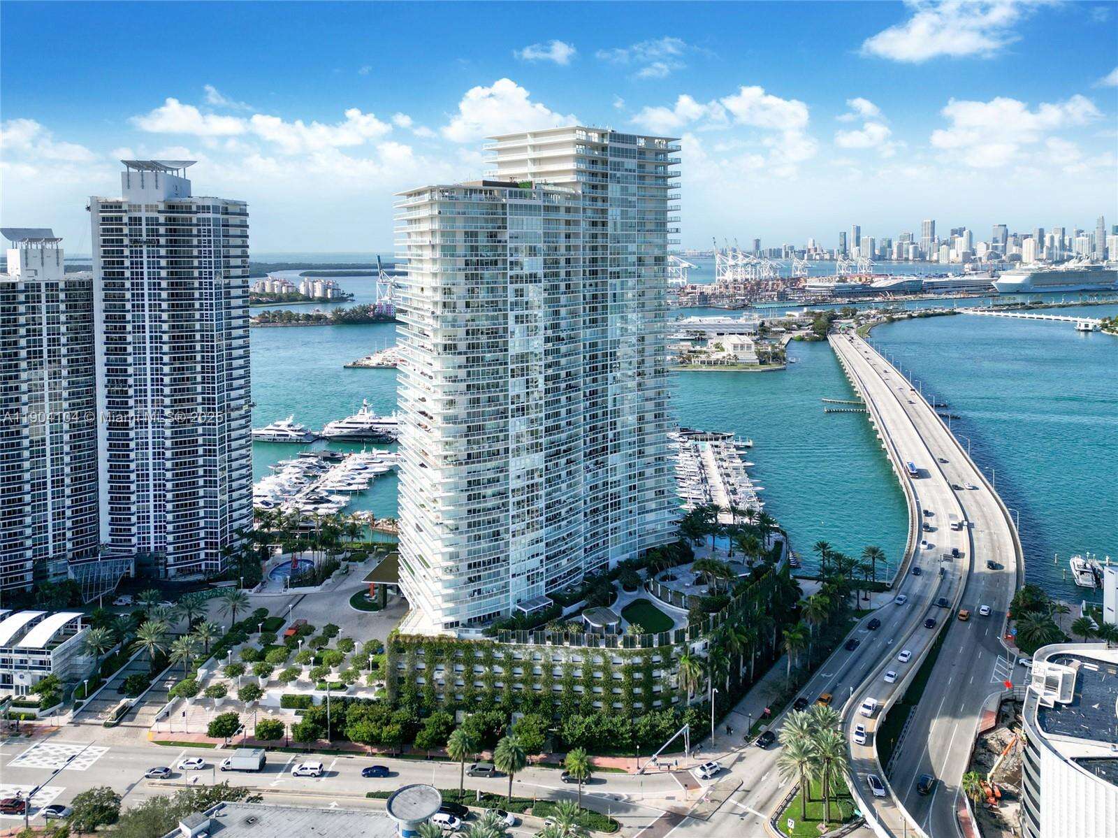 Icon at 450 Alton Rd, Miami Beach, FL 33139 - For Rent photo 37