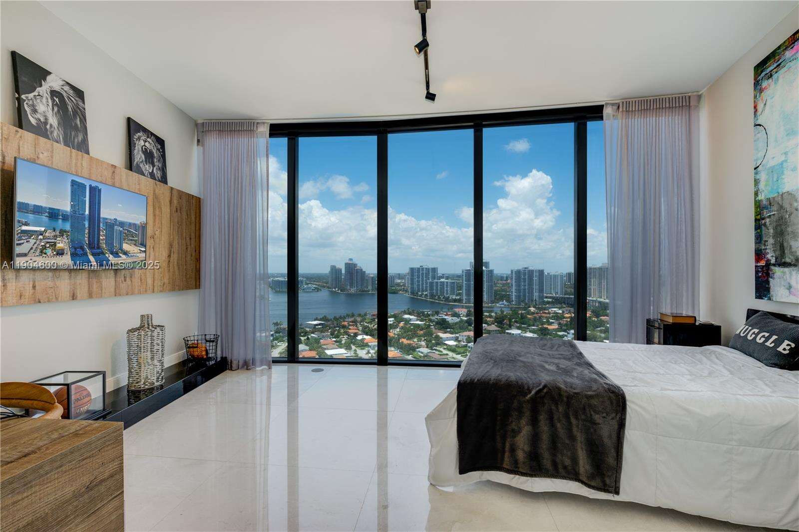 Porsche Design Tower at 18555 Collins Ave, Sunny Isles Beach, FL 33160 - For Rent photo 16