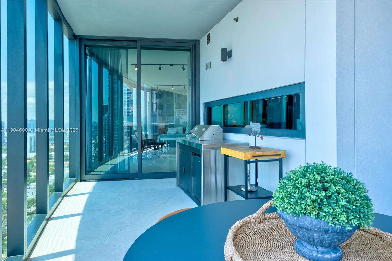 Porsche Design Tower at 18555 Collins Ave, Sunny Isles Beach, FL 33160 - For Rent photo 34