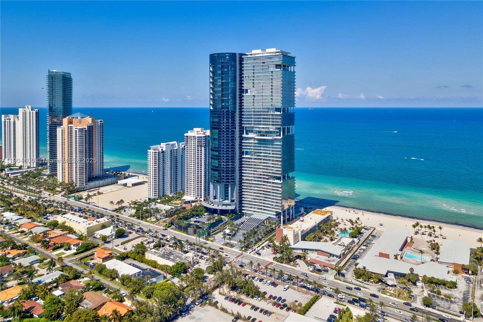Porsche Design Tower at 18555 Collins Ave, Sunny Isles Beach, FL 33160 - For Rent photo 39