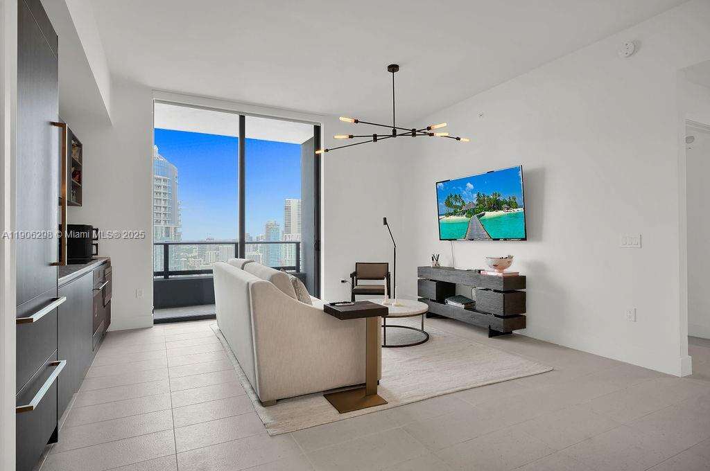 Miami, FL 33132 - For Rent photo 11