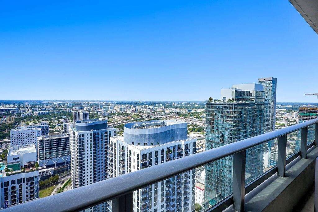 Miami, FL 33132 - For Rent photo 3