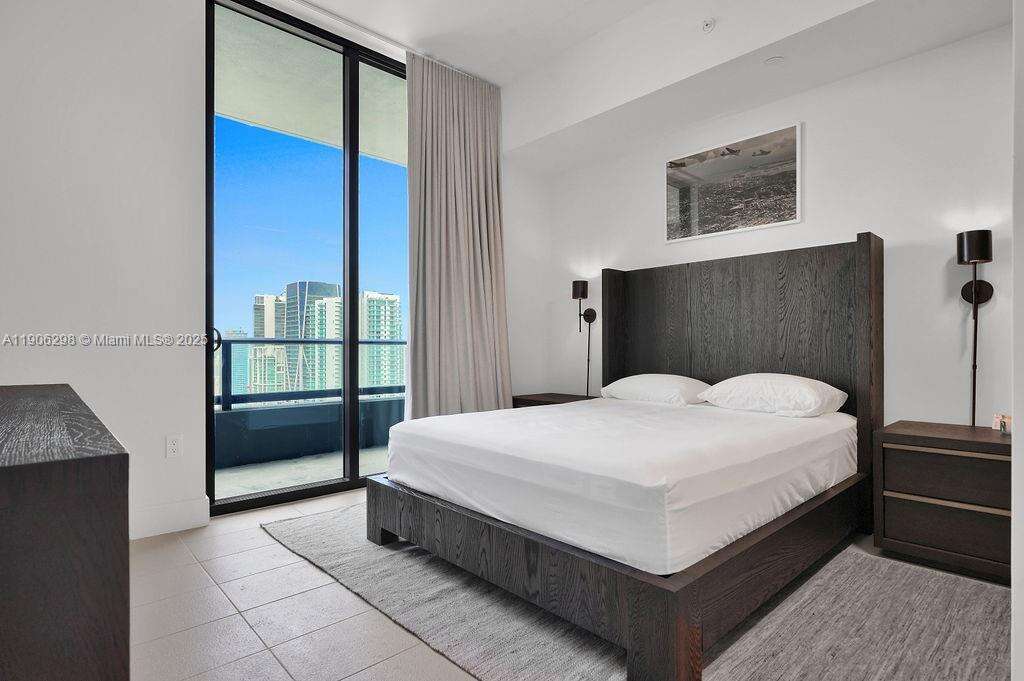 Miami, FL 33132 - For Rent photo 21