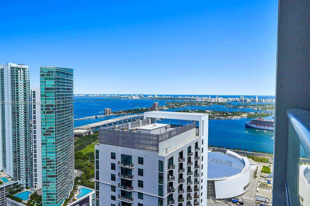 Miami, FL 33132 - For Rent photo 7