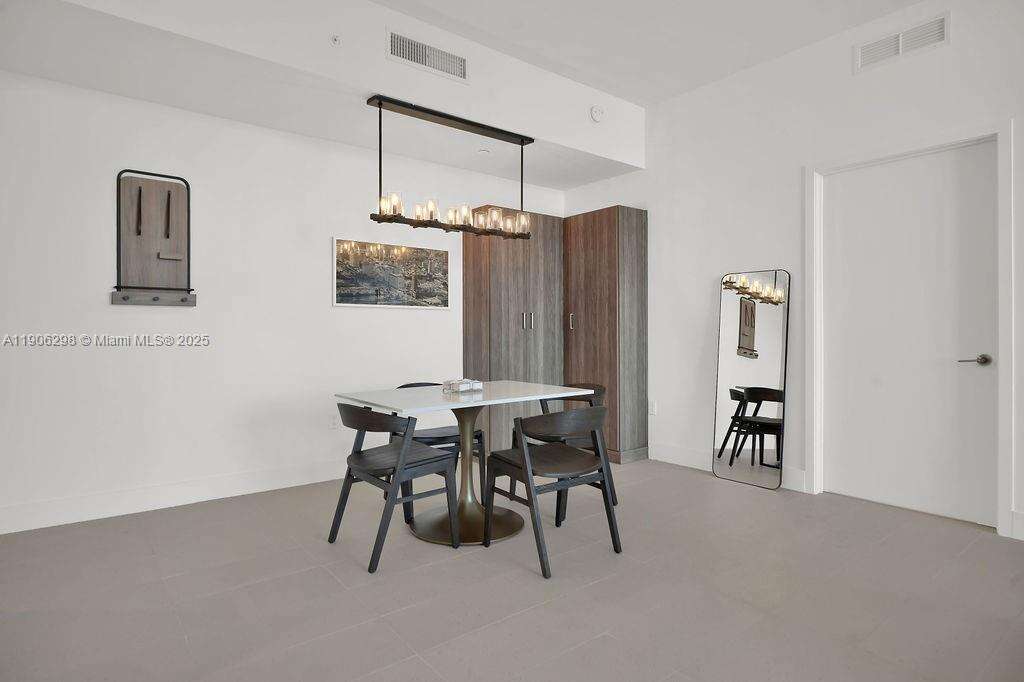 Miami, FL 33132 - For Rent photo 10