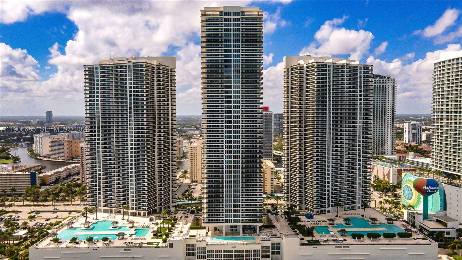 The Beach Club at 1850 Ocean Dr, Hallandale Beach, FL 33009 - For Rent photo 15