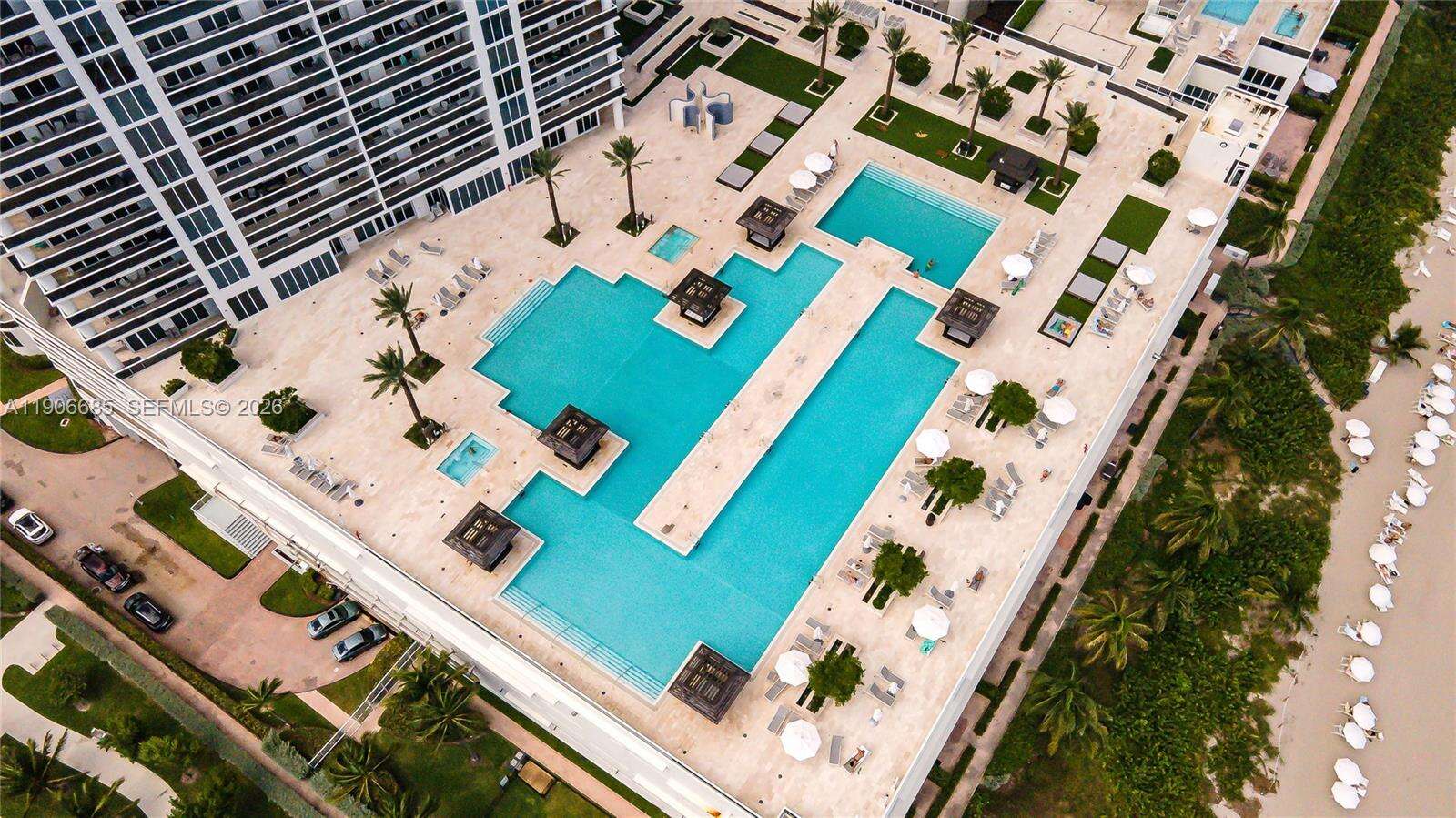 The Beach Club at 1850 Ocean Dr, Hallandale Beach, FL 33009 - For Rent photo 17