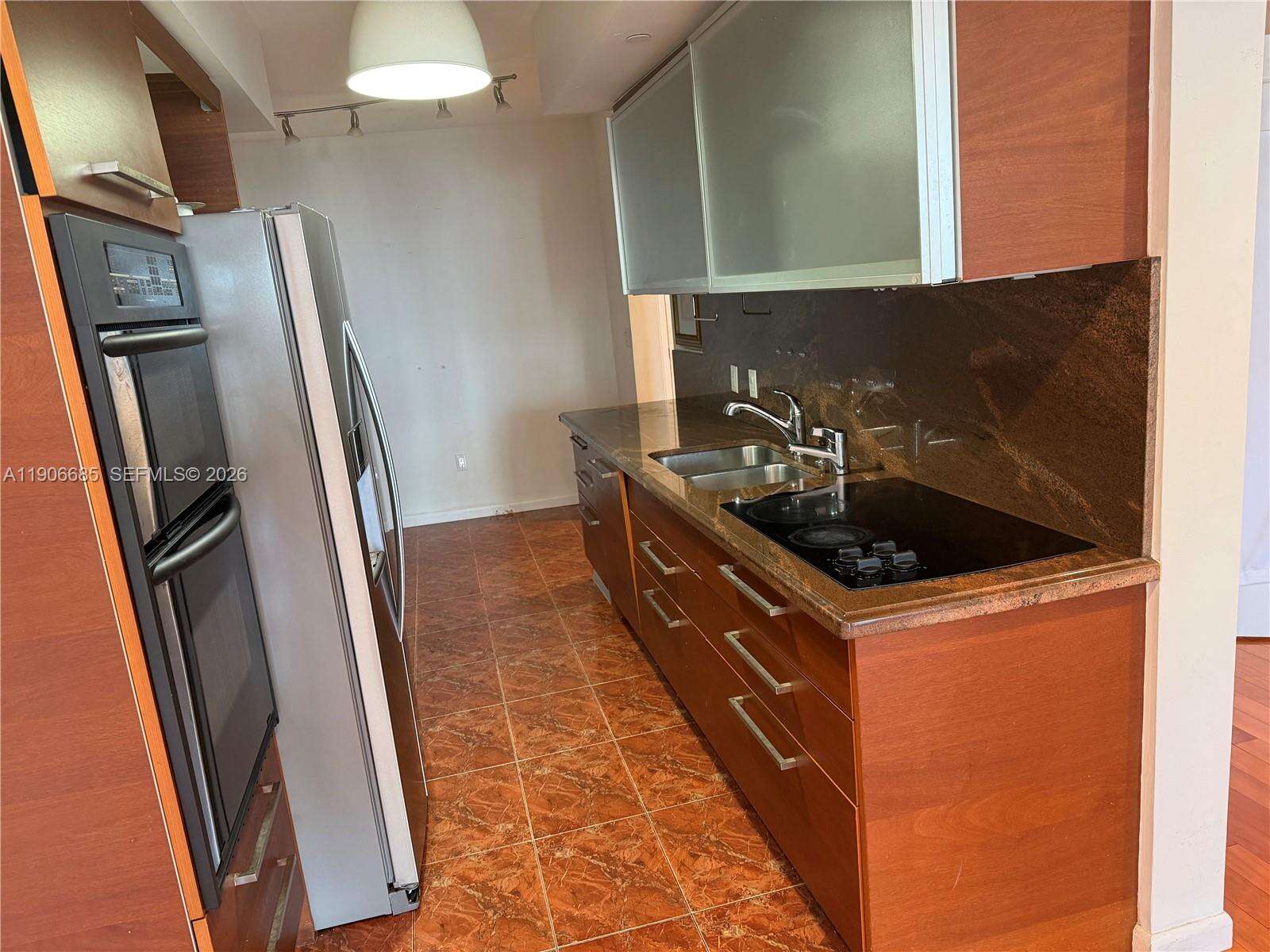 The Beach Club at 1850 Ocean Dr, Hallandale Beach, FL 33009 - For Rent photo 3