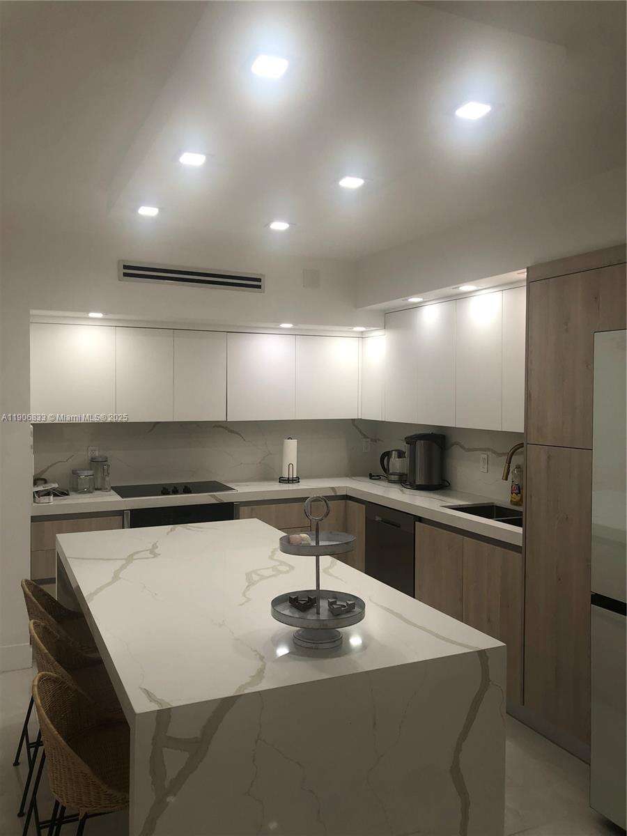 The Plaza at 10185 Collins Ave, Bal Harbour, FL 33154 - For Rent photo 3