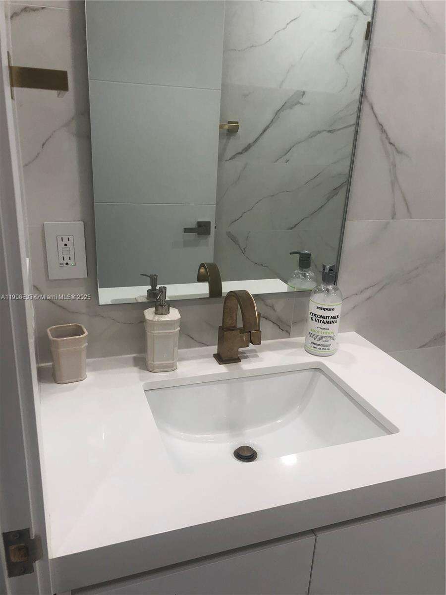 The Plaza at 10185 Collins Ave, Bal Harbour, FL 33154 - For Rent photo 4