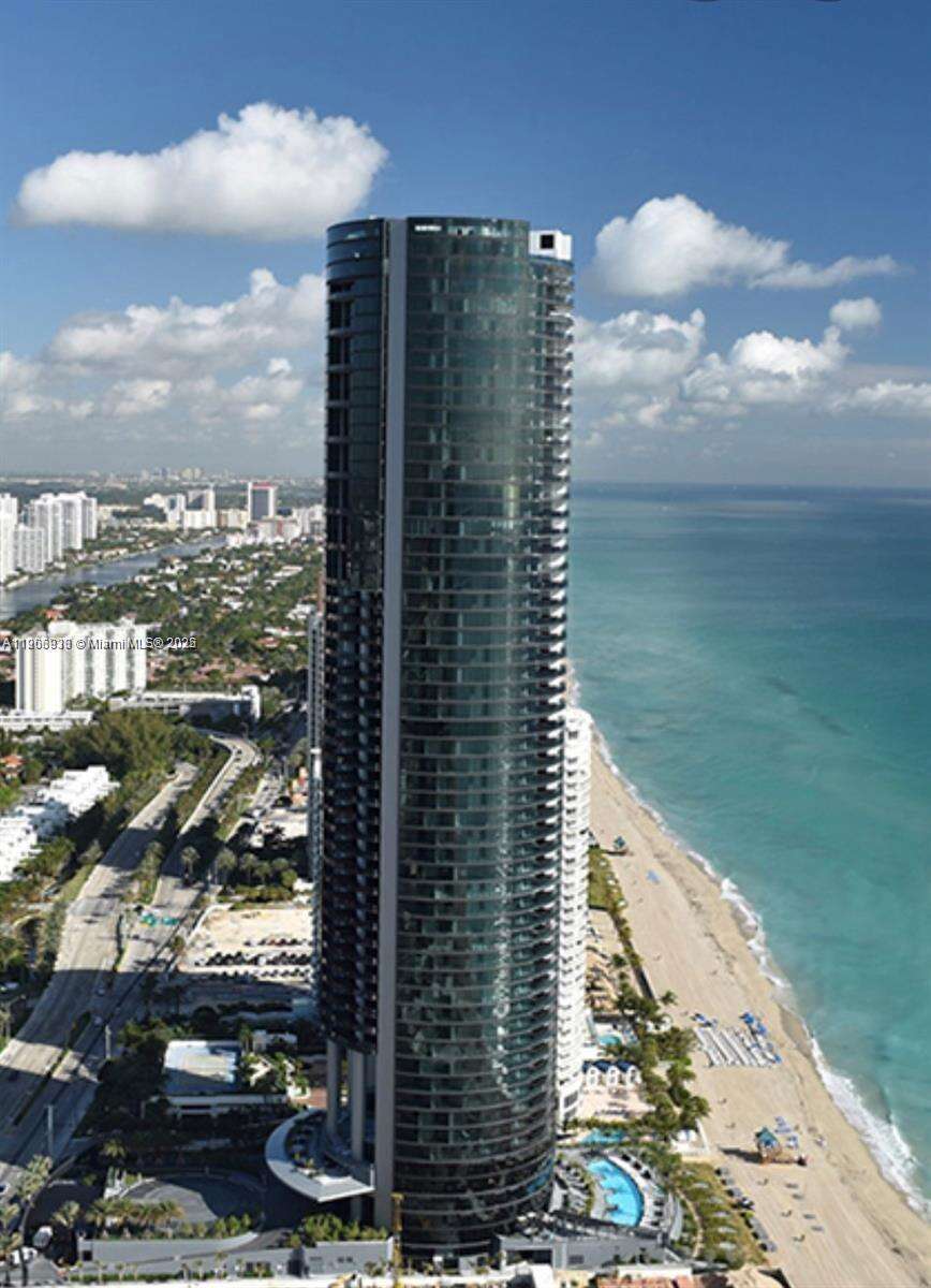 Porsche Design Tower at 18555 Collins Ave, Sunny Isles Beach, FL 33160 - For Rent photo 2