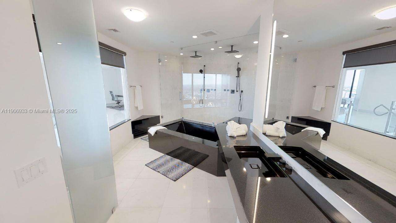 Porsche Design Tower at 18555 Collins Ave, Sunny Isles Beach, FL 33160 - For Rent photo 46