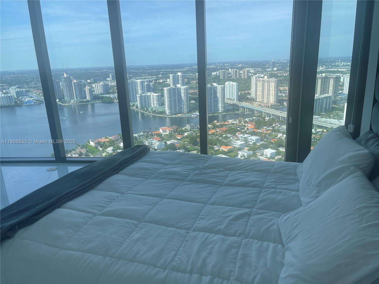Porsche Design Tower at 18555 Collins Ave, Sunny Isles Beach, FL 33160 - For Rent photo 49