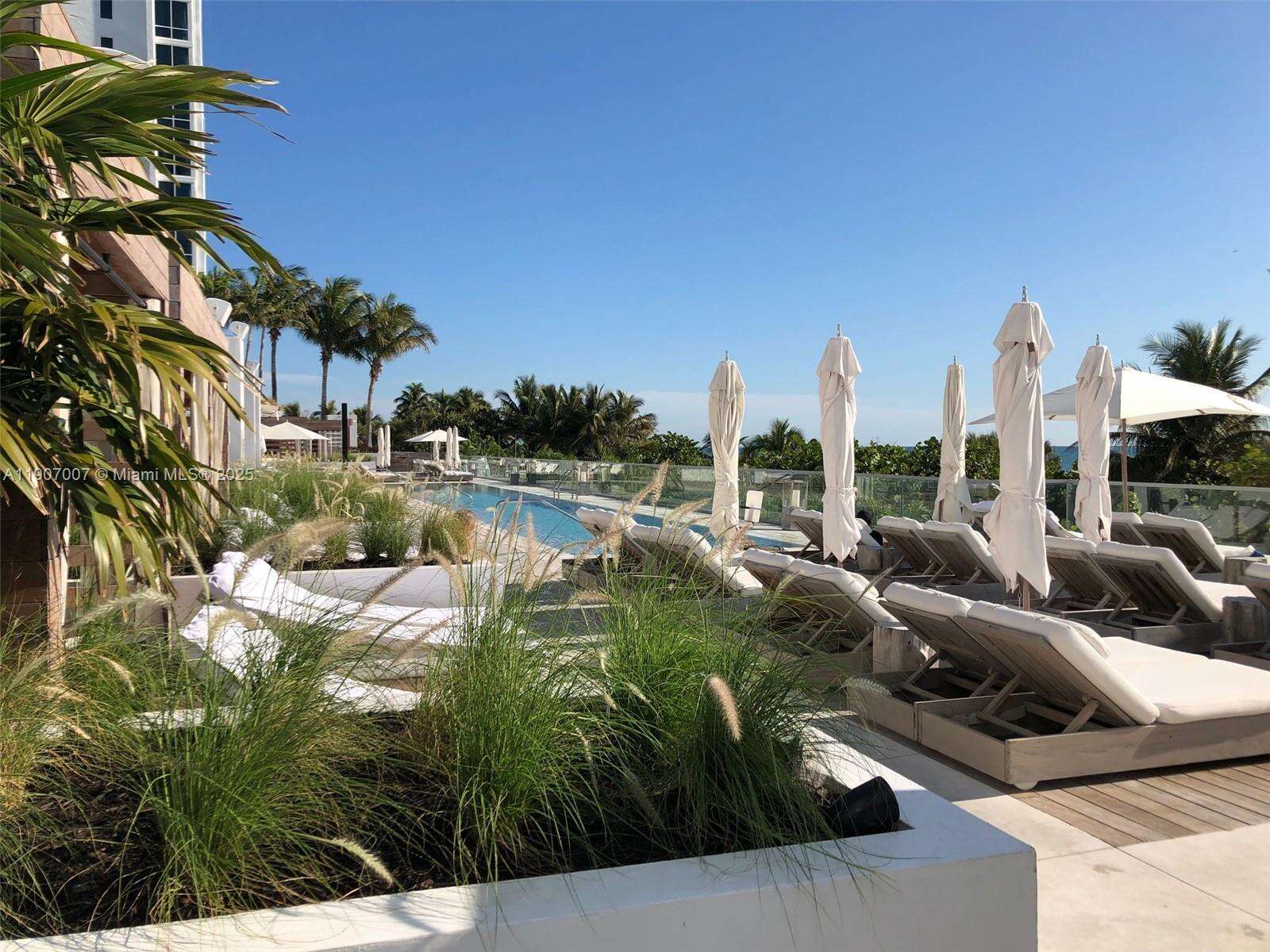 Roney Palace at 2301 Collins Ave, Miami Beach, FL 33139 - For Rent photo 14