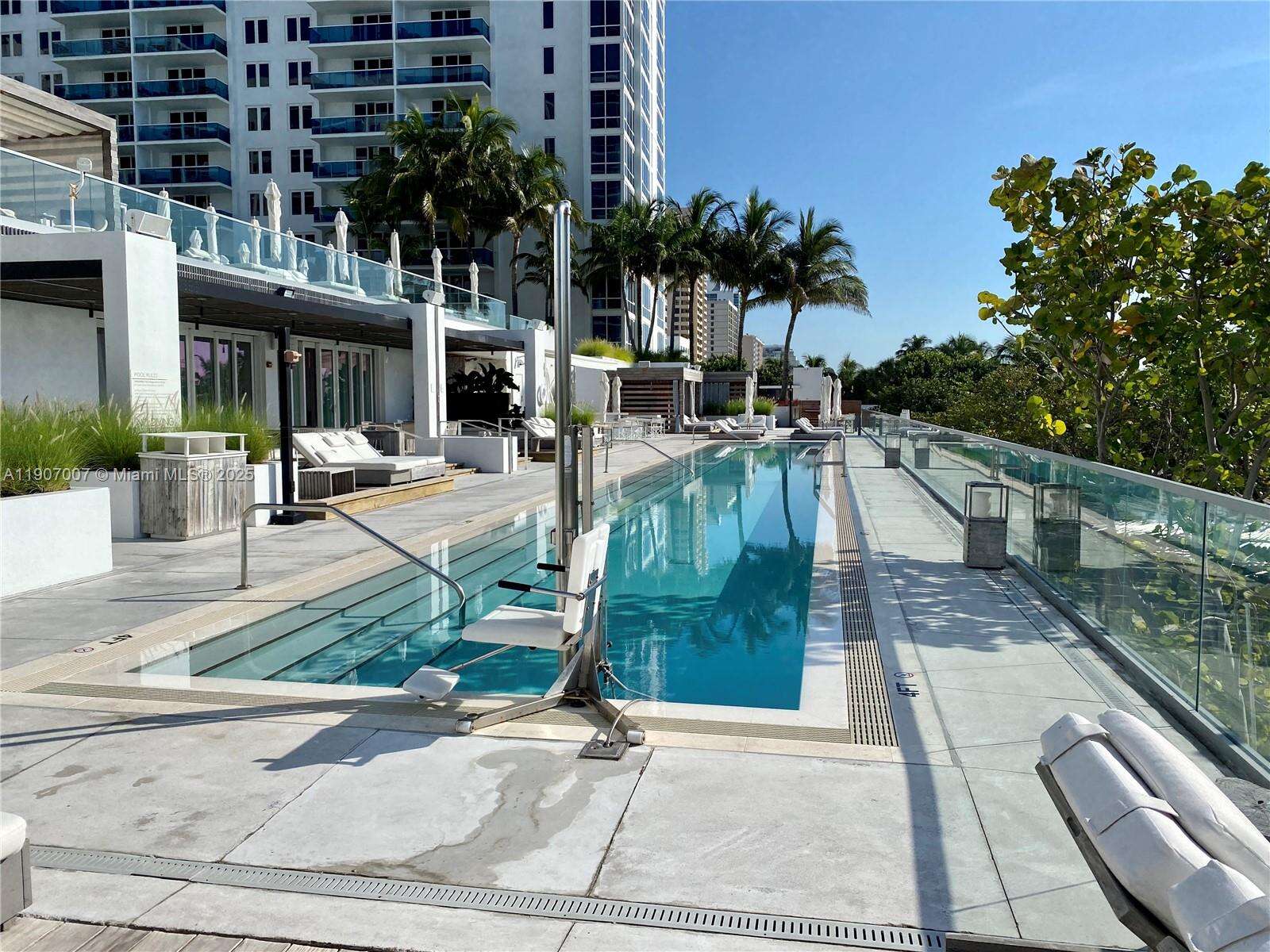 Roney Palace at 2301 Collins Ave, Miami Beach, FL 33139 - For Rent photo 28