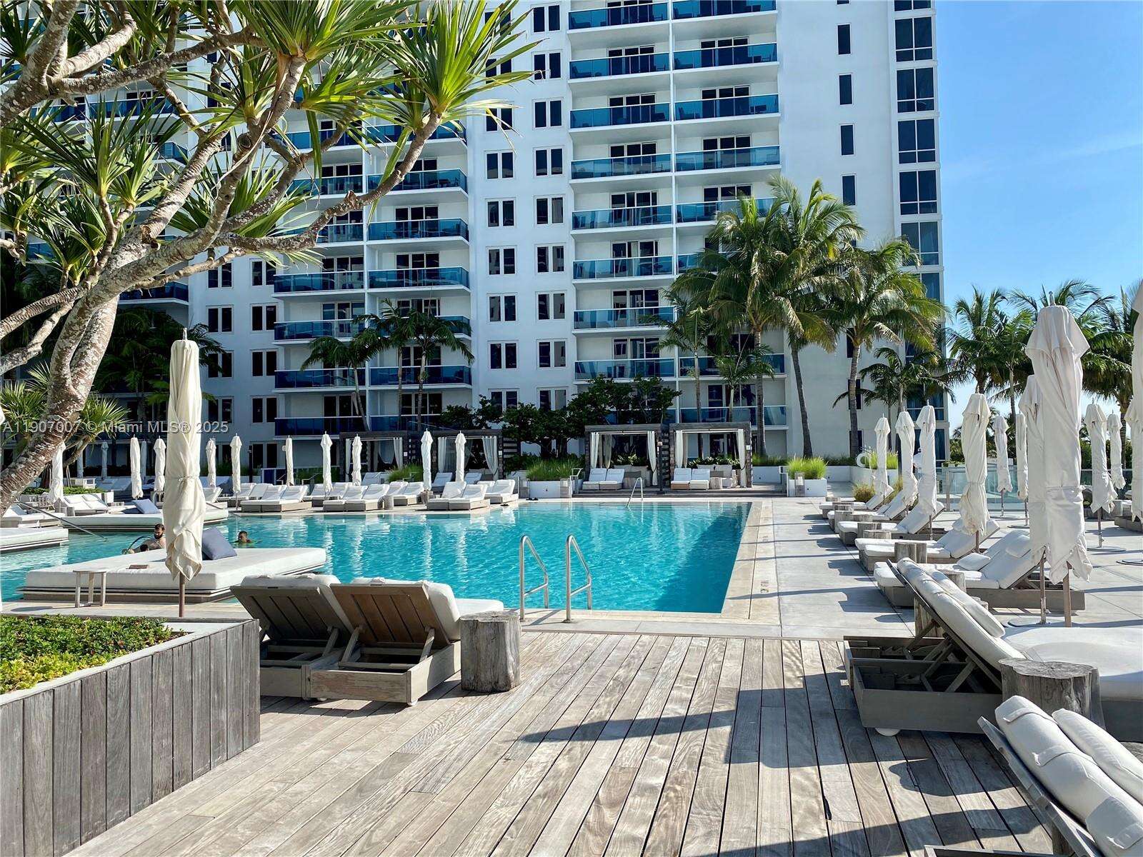 Roney Palace at 2301 Collins Ave, Miami Beach, FL 33139 - For Rent photo 29
