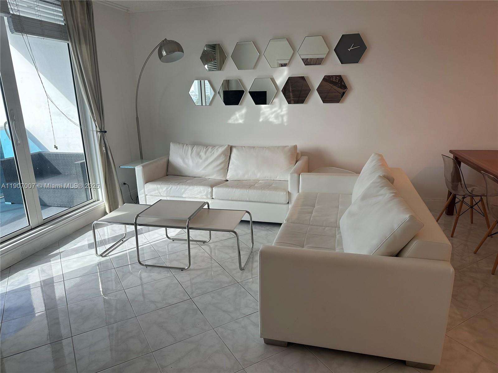 Roney Palace at 2301 Collins Ave, Miami Beach, FL 33139 - For Rent photo 9
