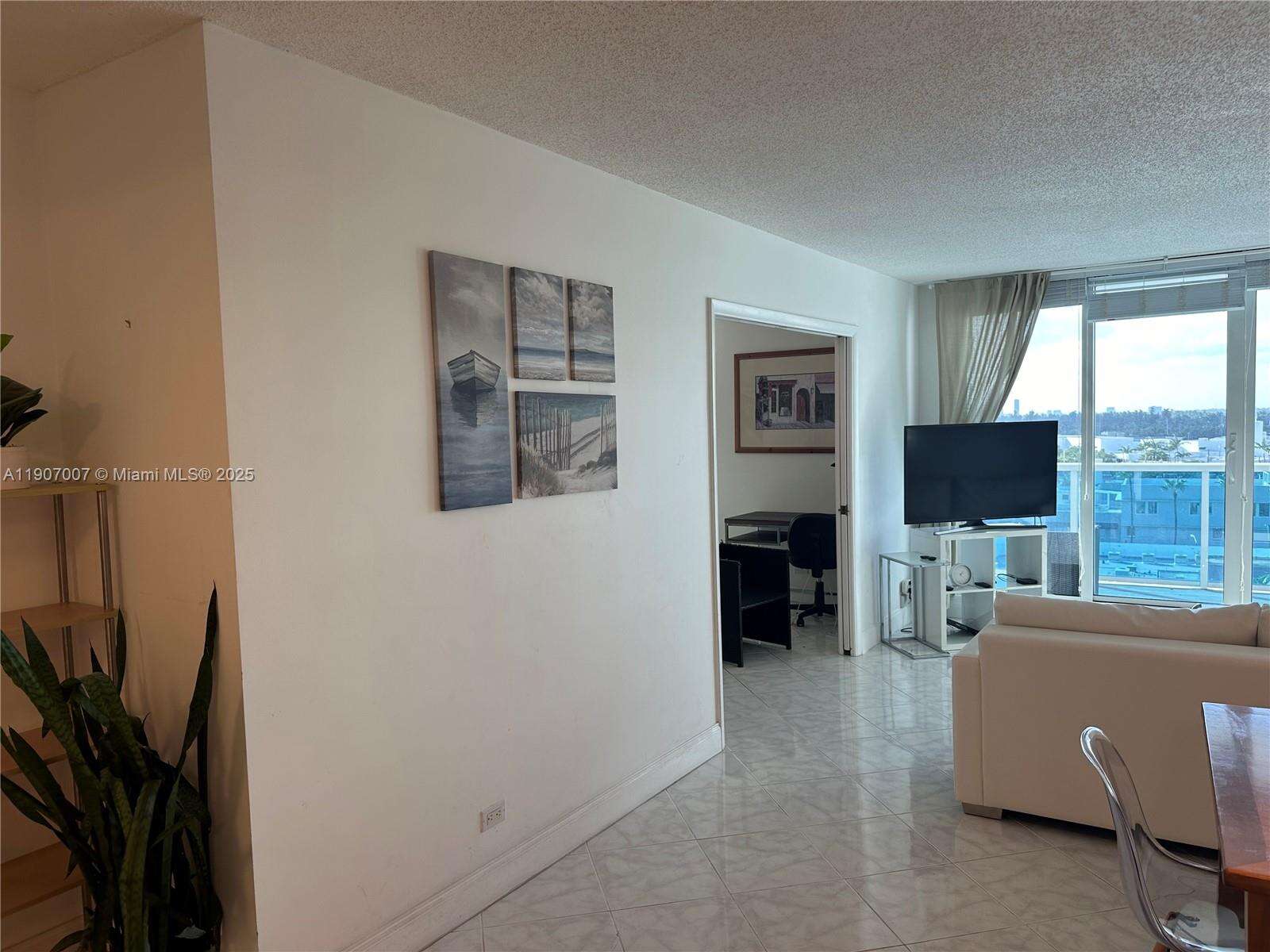 Roney Palace at 2301 Collins Ave, Miami Beach, FL 33139 - For Rent photo 10