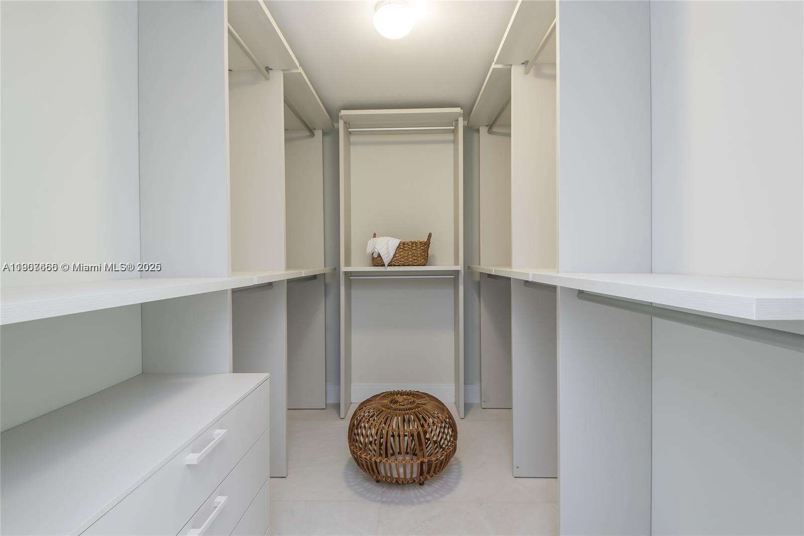 Aria On The Bay at 488 18 St, Miami, FL 33132 - For Rent photo 25