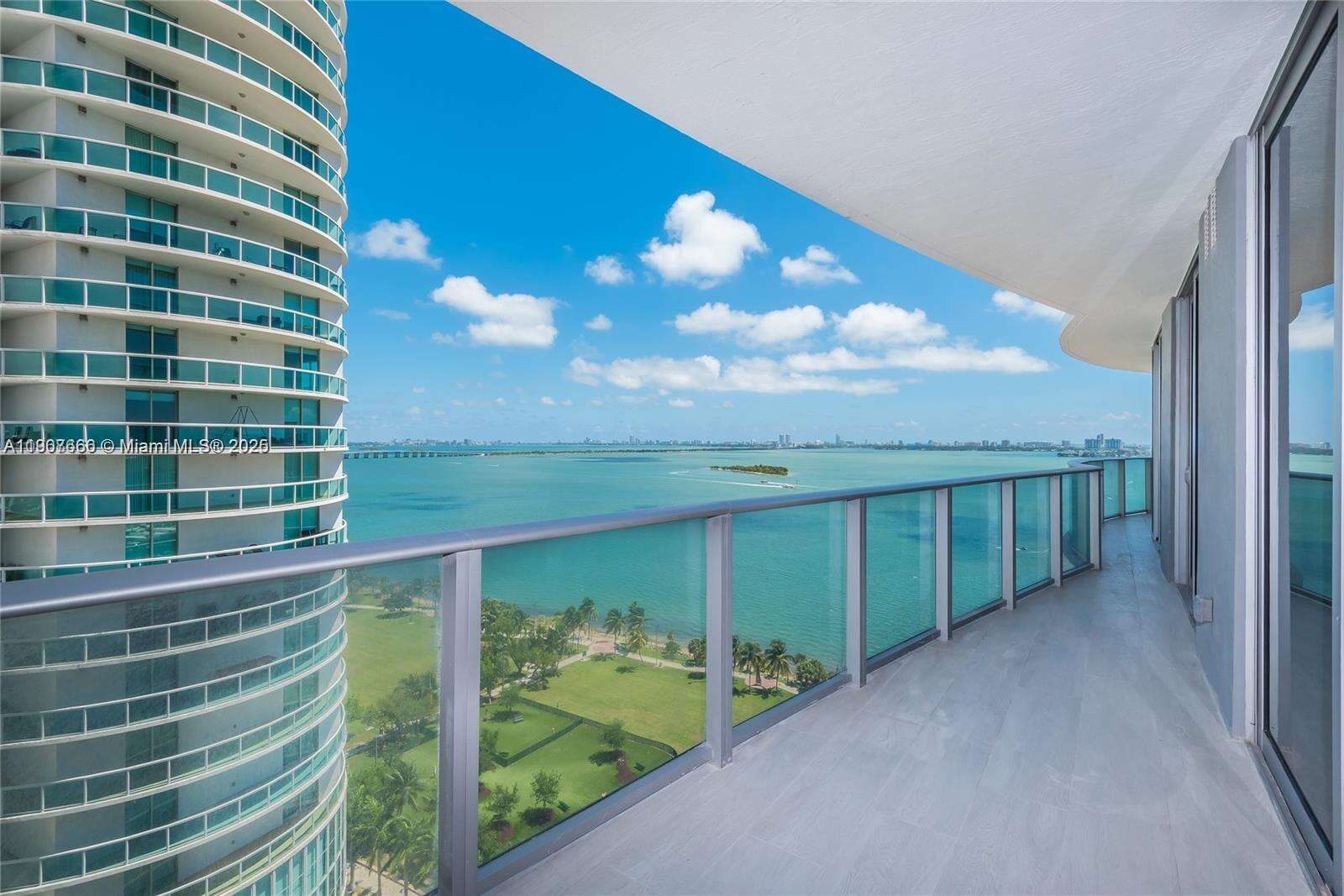Aria On The Bay at 488 18 St, Miami, FL 33132 - For Rent photo 4