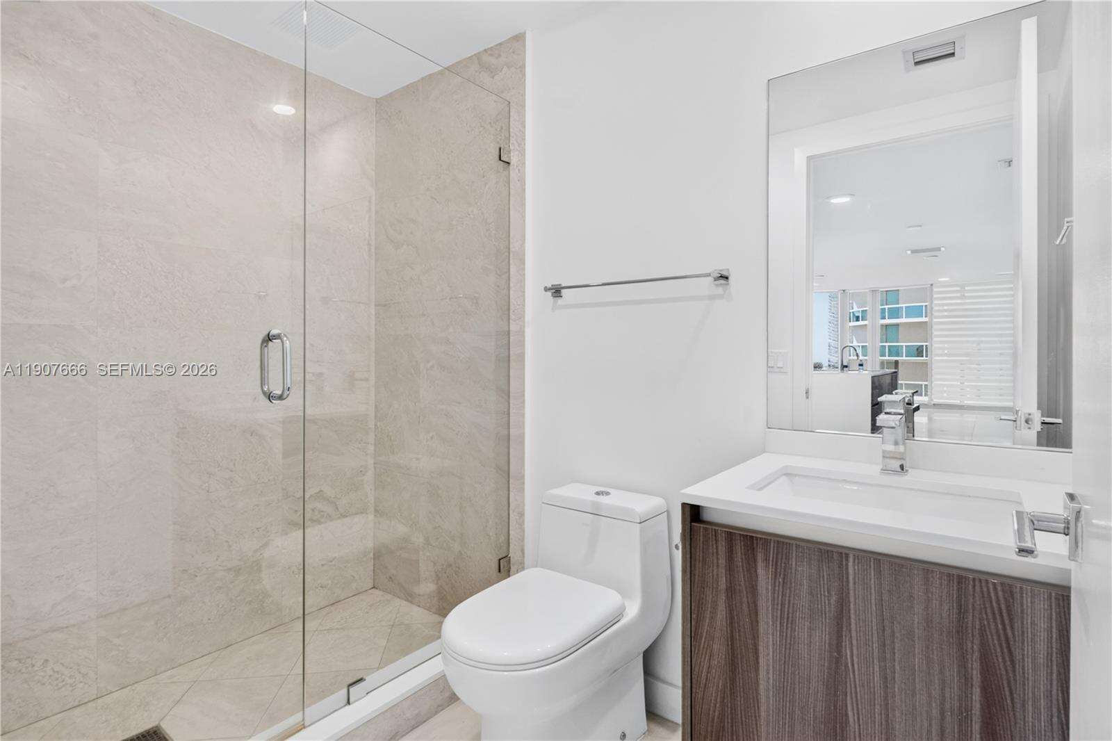 Aria On The Bay at 488 18 St, Miami, FL 33132 - For Rent photo 32