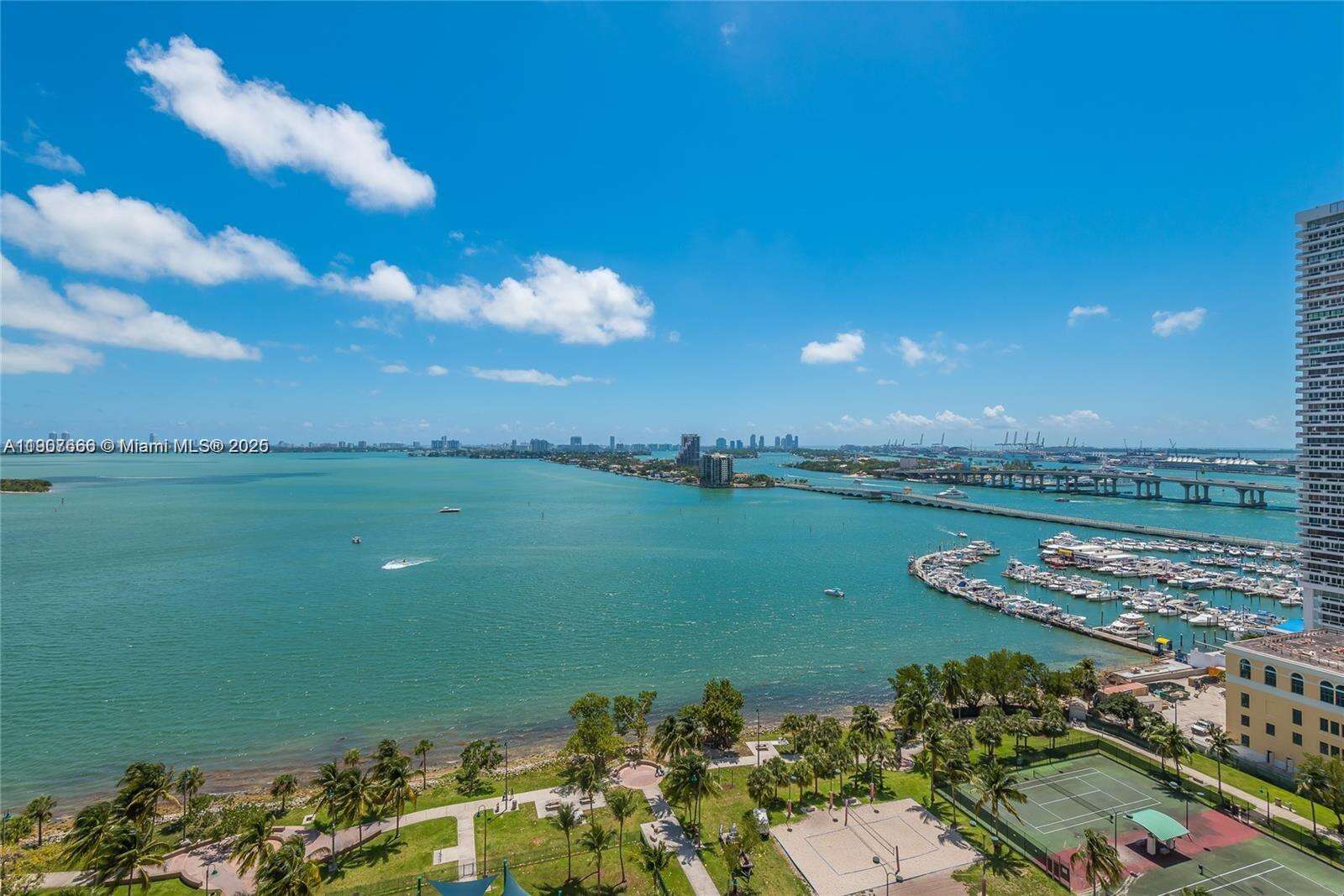 Aria On The Bay at 488 18 St, Miami, FL 33132 - For Rent photo 5