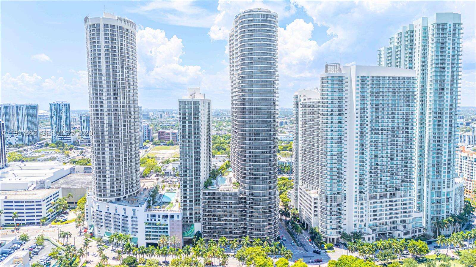 Aria On The Bay at 488 18 St, Miami, FL 33132 - For Rent photo 41