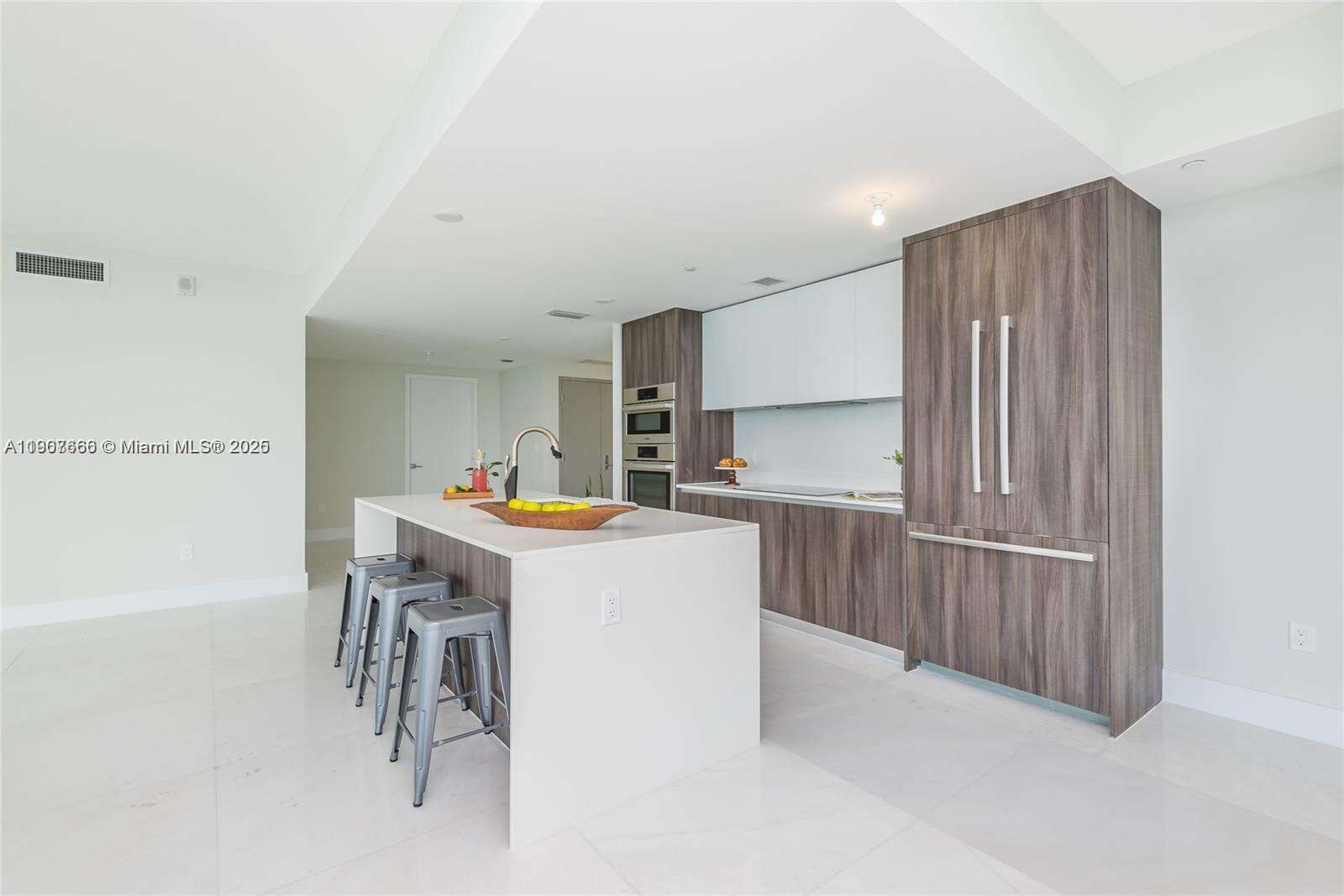 Aria On The Bay at 488 18 St, Miami, FL 33132 - For Rent photo 7