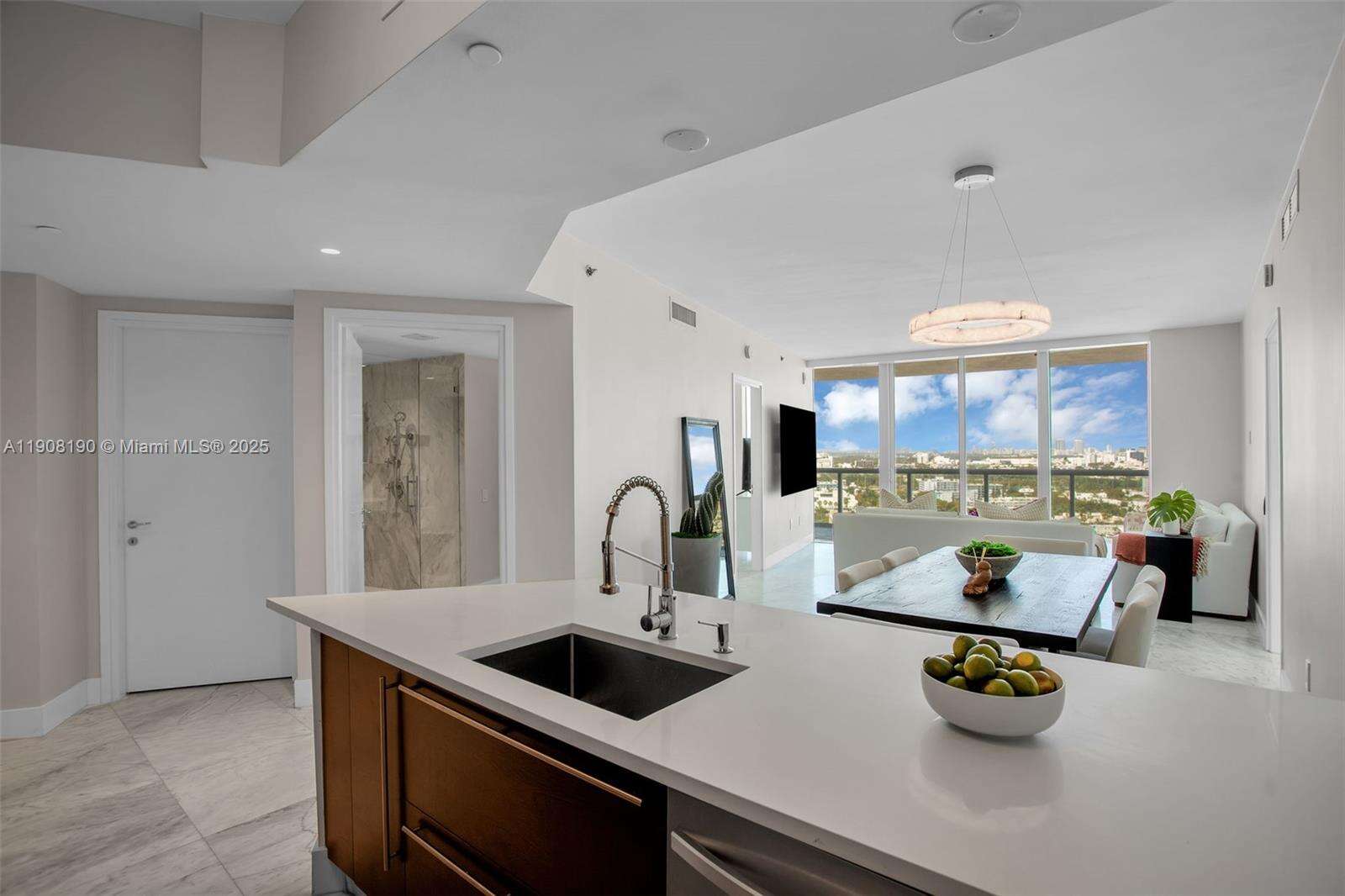 Icon at 450 Alton Rd, Miami Beach, FL 33139 - For Rent photo 11