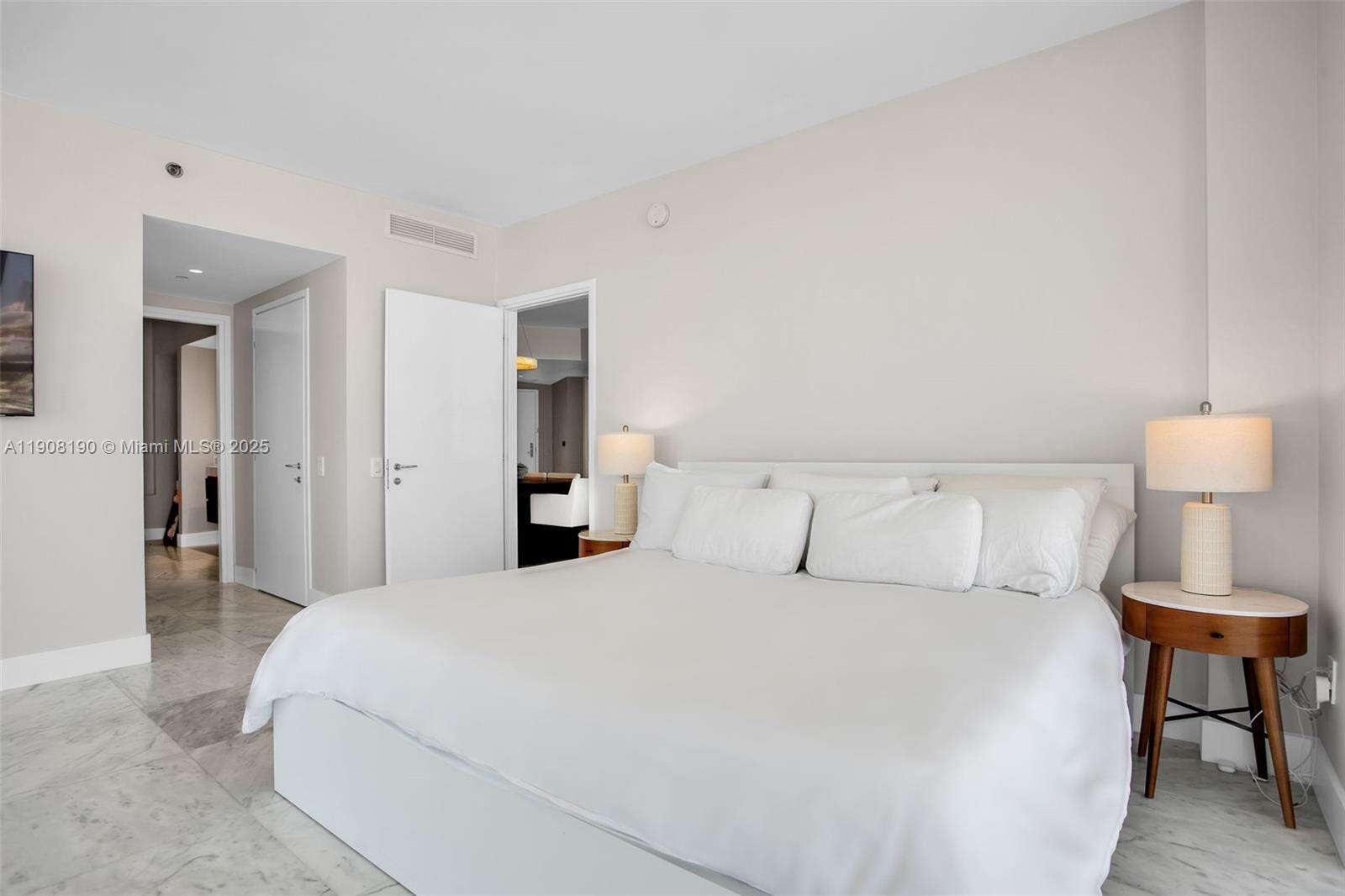Icon at 450 Alton Rd, Miami Beach, FL 33139 - For Rent photo 20