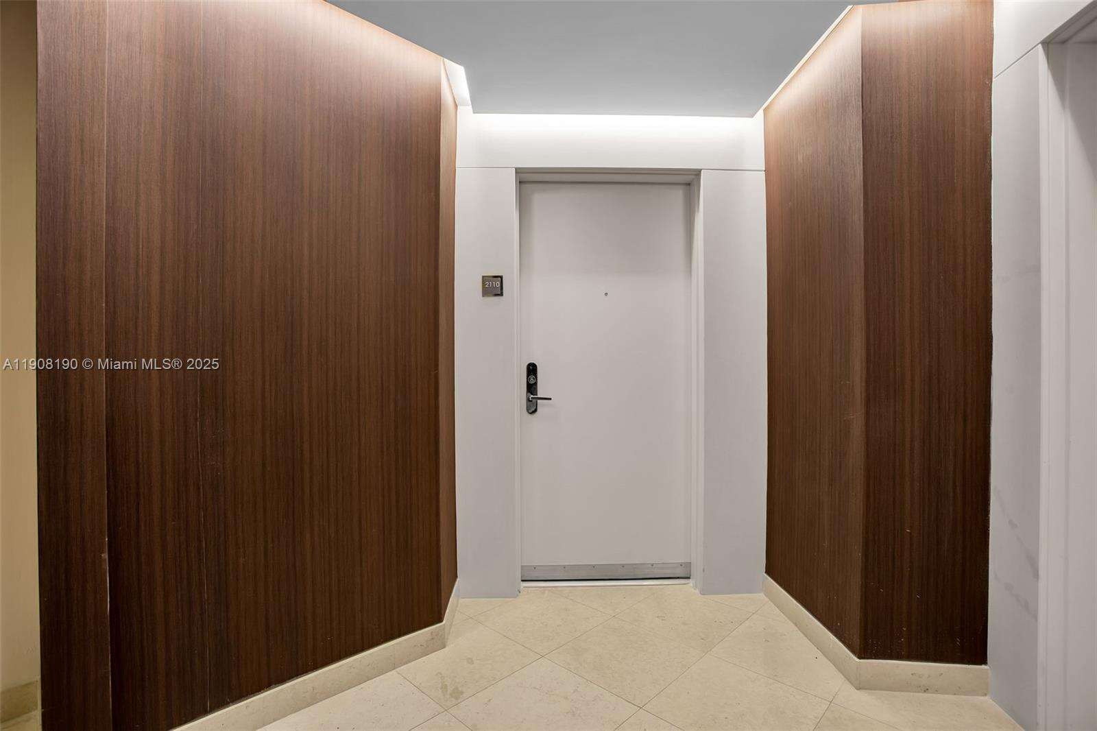 Icon at 450 Alton Rd, Miami Beach, FL 33139 - For Rent photo 33