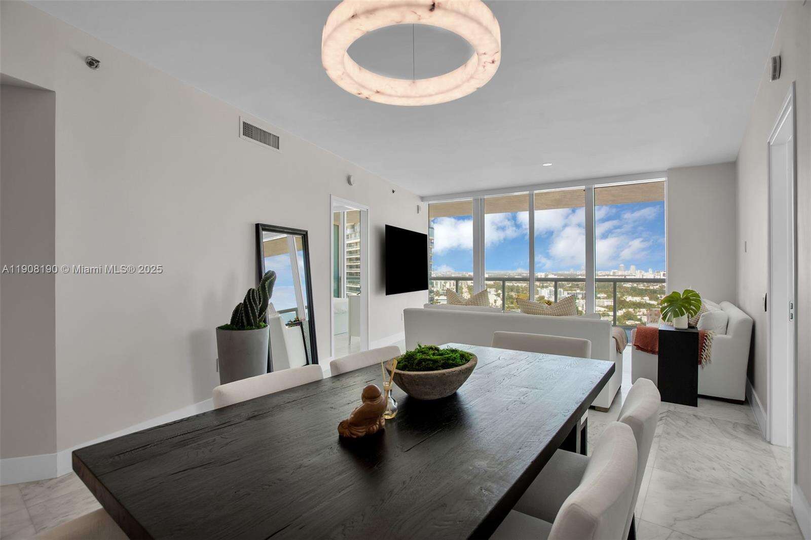 Icon at 450 Alton Rd, Miami Beach, FL 33139 - For Rent photo 5
