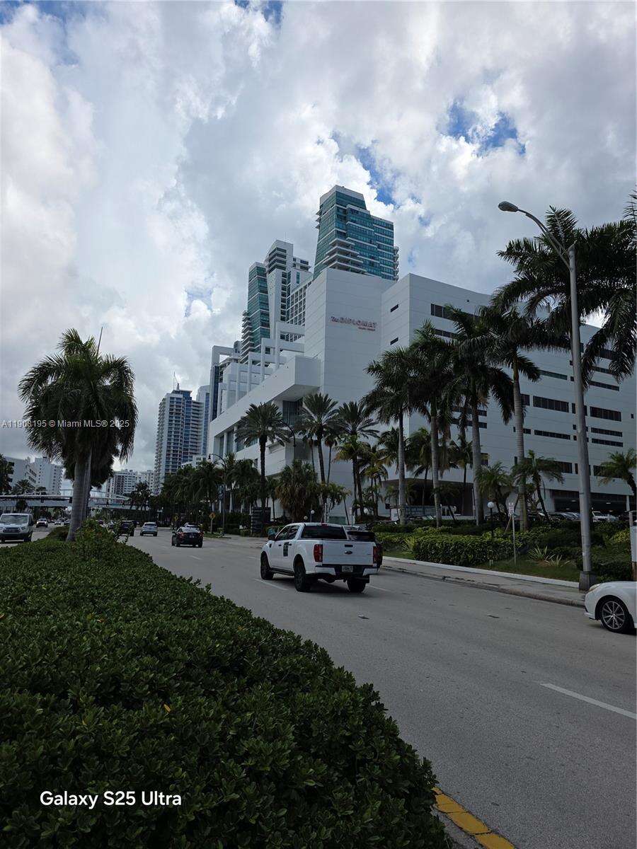 Sea Air Towers at 3725 Ocean Dr, Hollywood, FL 33019 - For Rent photo 30