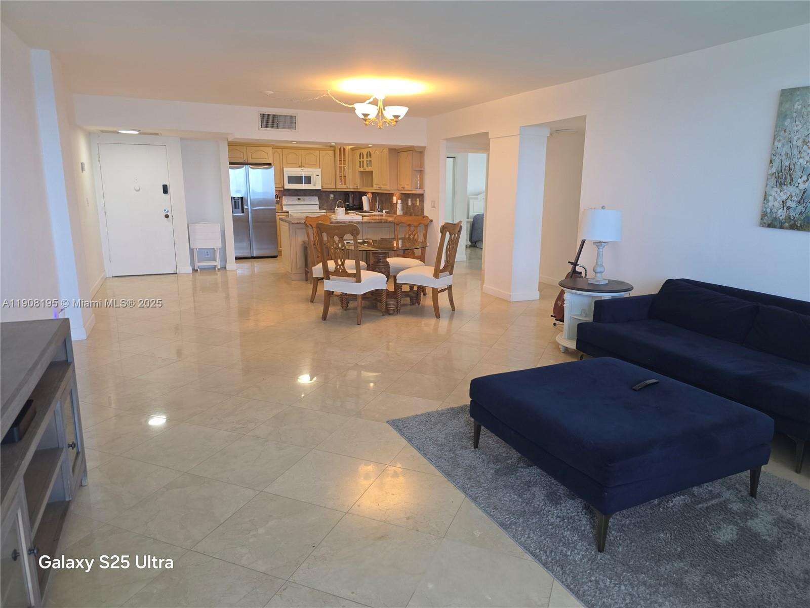 Sea Air Towers at 3725 Ocean Dr, Hollywood, FL 33019 - For Rent photo 6