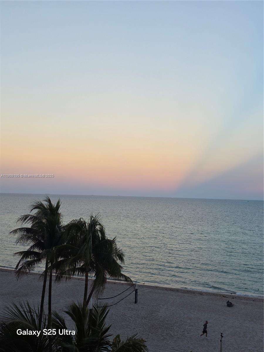 Sea Air Towers at 3725 Ocean Dr, Hollywood, FL 33019 - For Rent photo 7