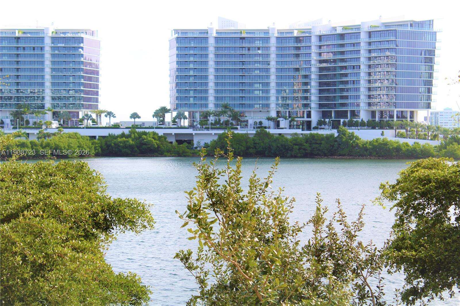 Village By The Bay at 3255 184 St, Aventura, FL 33160 - For Rent photo 23