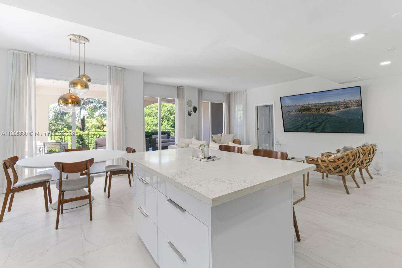 Seaside Village at 19217 Fisher Island Dr, Miami Beach, FL 33109 - For Rent photo 2