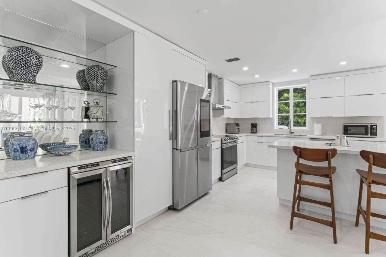 Seaside Village at 19217 Fisher Island Dr, Miami Beach, FL 33109 - For Rent photo 13