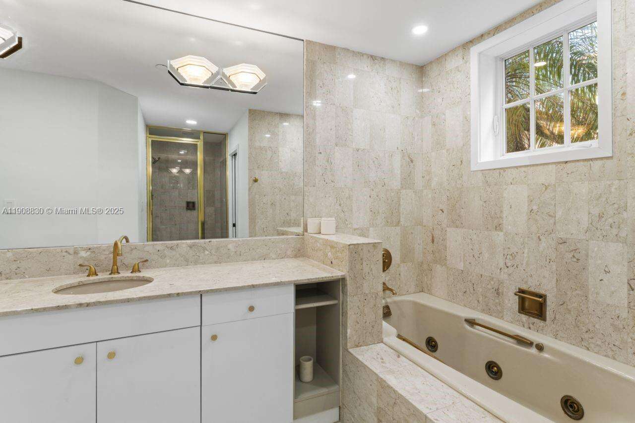 Seaside Village at 19217 Fisher Island Dr, Miami Beach, FL 33109 - For Rent photo 24
