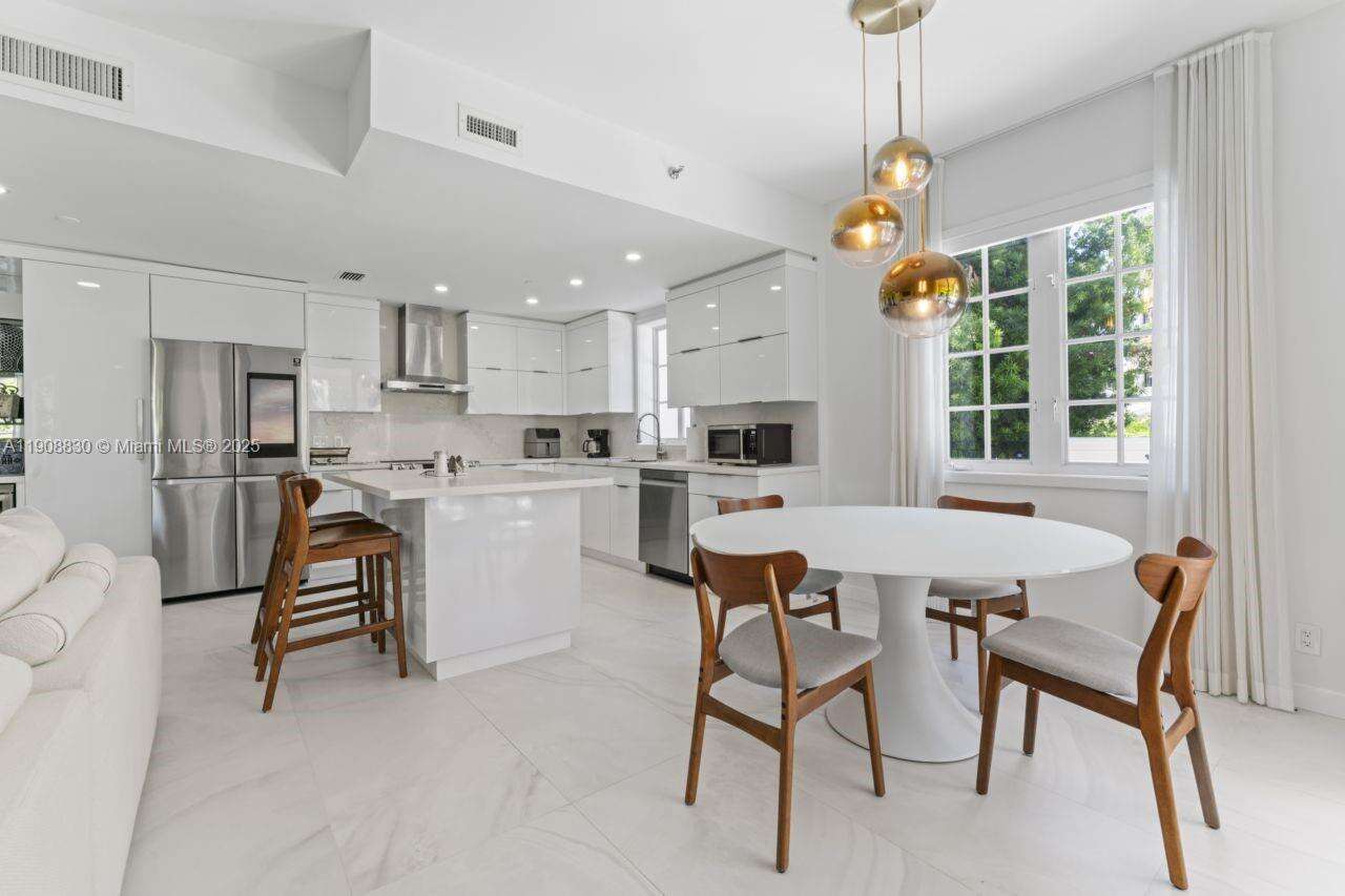 Seaside Village at 19217 Fisher Island Dr, Miami Beach, FL 33109 - For Rent photo 9