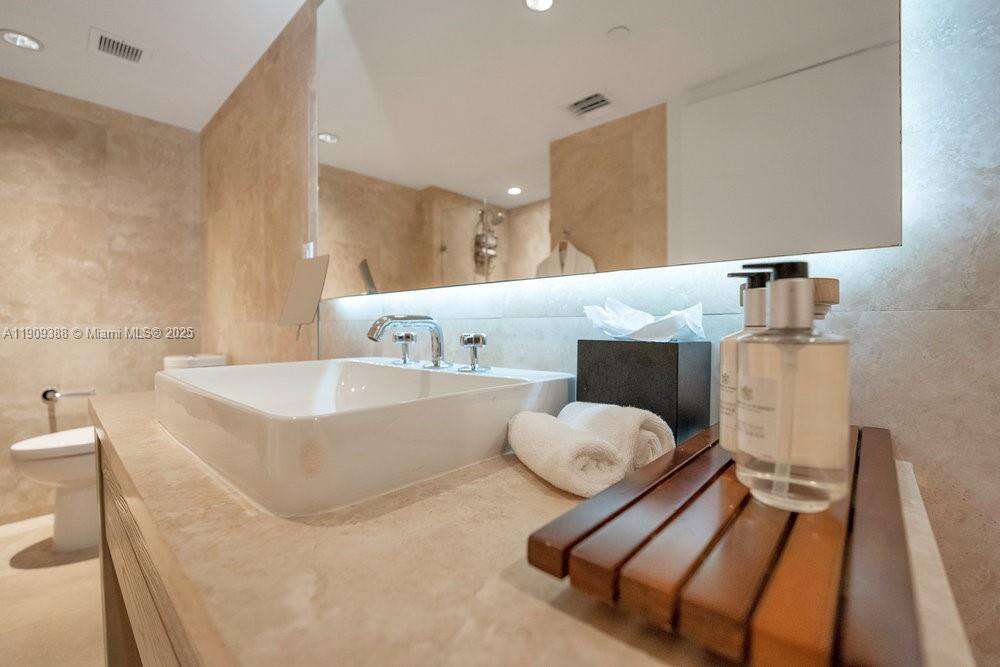 1 Hotel & Homes at 102 24th St, Miami Beach, FL 33139 - For Rent photo 24