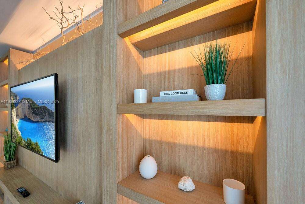 1 Hotel & Homes at 102 24th St, Miami Beach, FL 33139 - For Rent photo 29