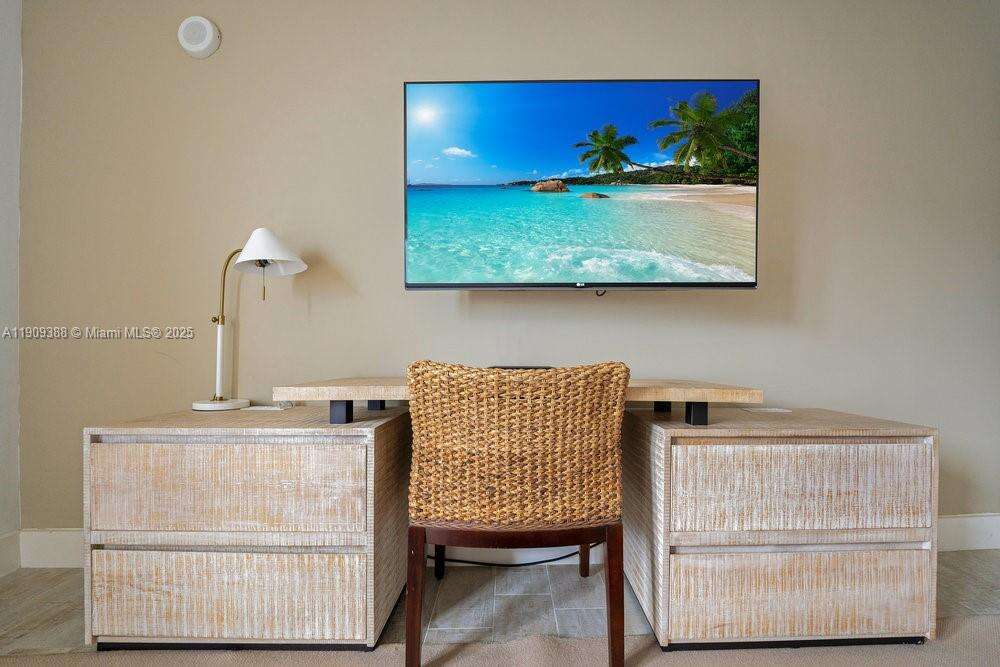 1 Hotel & Homes at 102 24th St, Miami Beach, FL 33139 - For Rent photo 31